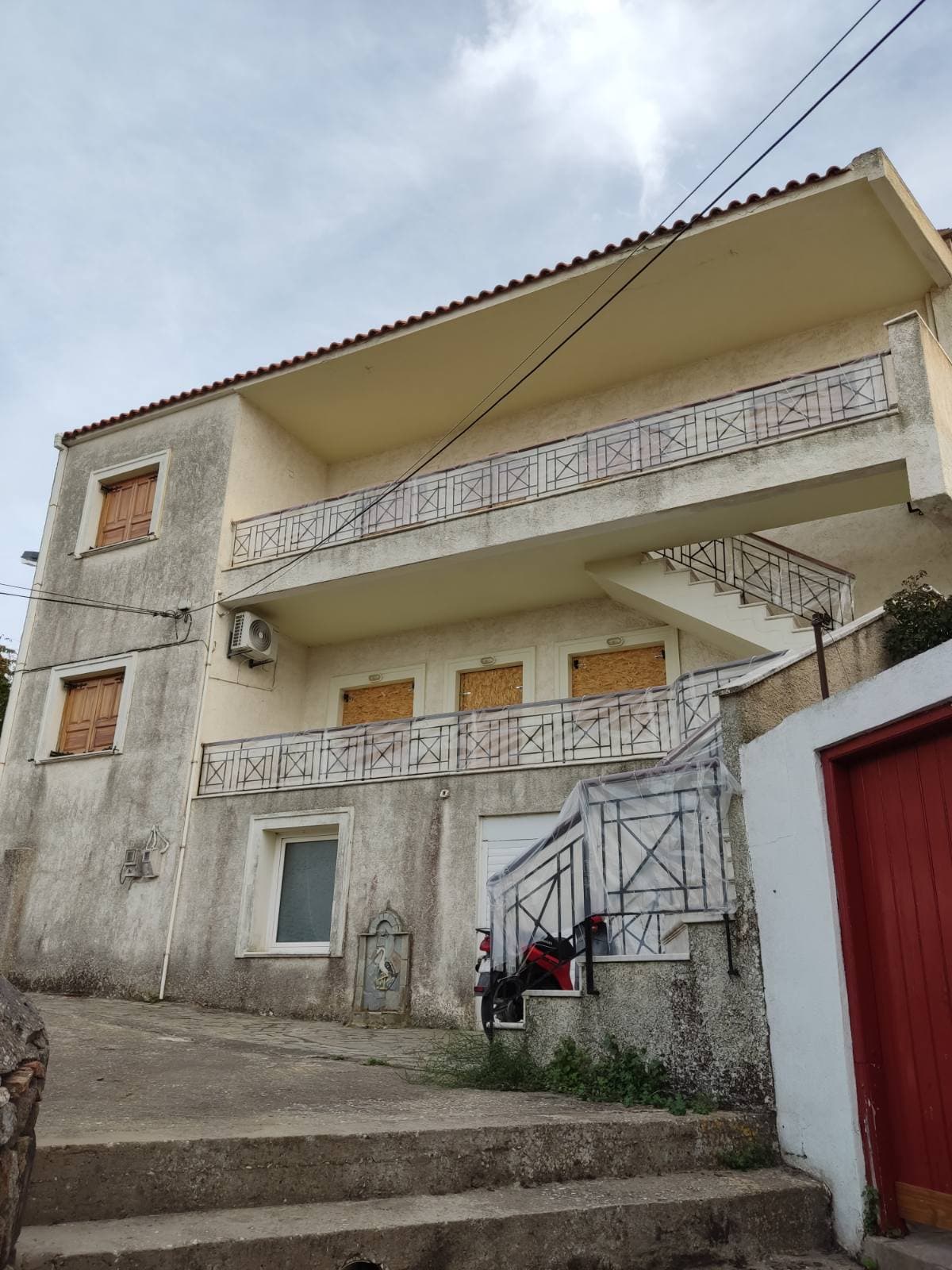 MYRINA – APARTMENT IN TSIAS AREA - 101004